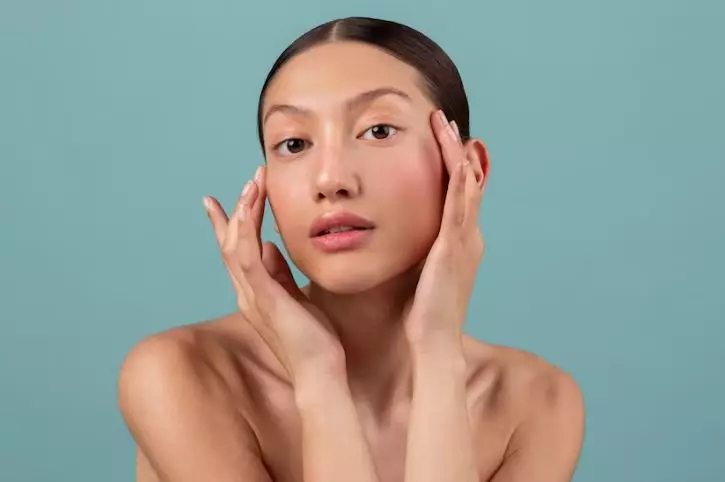 rutinitas kecantikan kulit di usia senja ala Ira Wibowo berbagai sumber