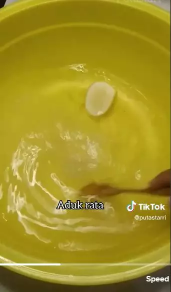  trik agar telapak kaki tetap halus dan mulus  berbagai sumber