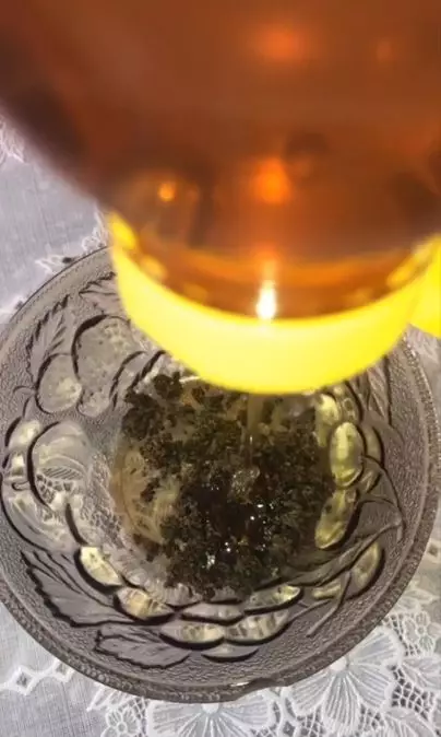 Trik membuat masker eksfoliasi untuk kulit acne prone pakai 1 bahan minuman Berbagai sumber