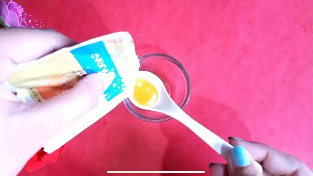 cara mudah bikin peel off lipstick © berbagai sumber