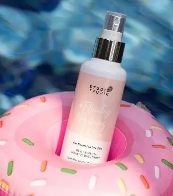 Rekomendasi primer untuk kulit sensitif © 2023 brilio.net Rekomendasi primer untuk kulit sensitif © 2023 brilio.net