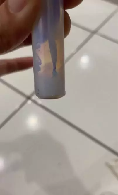 Trik mengatasi lem bulu mata kering dan menggumpal pakai 1 alat rumahan Berbagai sumber Trik mengatasi lem bulu mata kering dan menggumpal pakai 1 alat rumahan Berbagai sumber