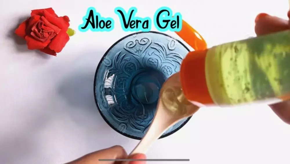 trik bikin hair setting spray pakai 3 bahan alami © 2023 brilio.net