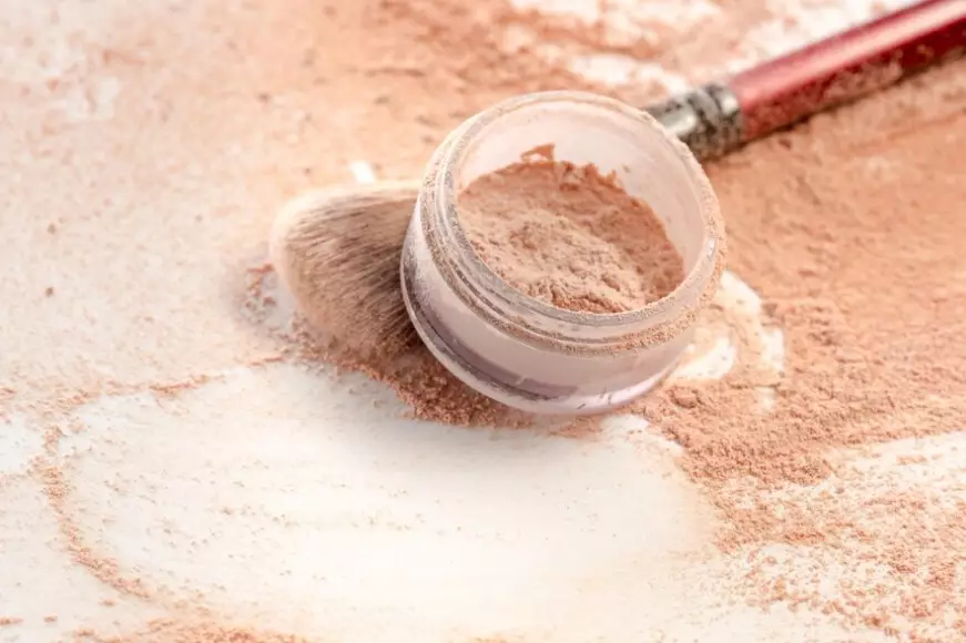 cara makeup sendiri untuk wisuda © berbagai sumber