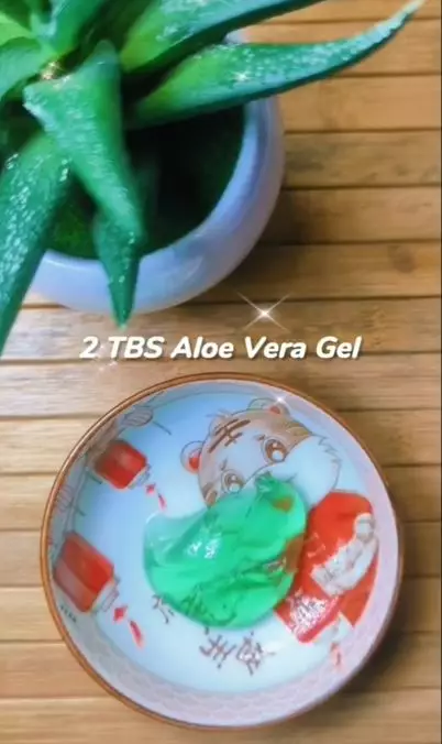 Cara menghilangkan jerawat pakai overnight mask dari 3 bahan alami Berbagai sumber