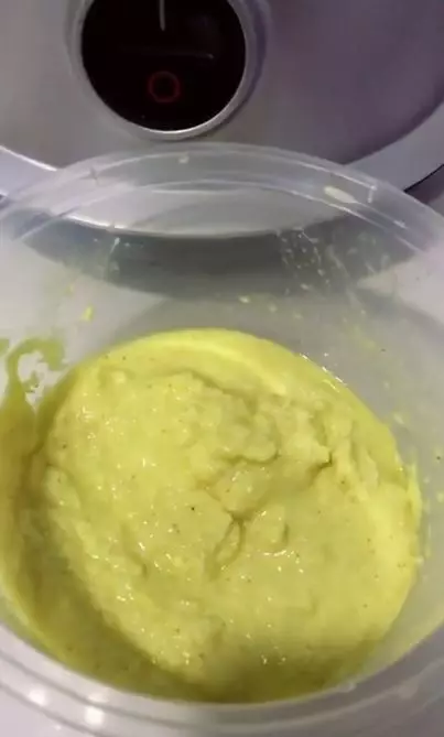 Trik memutihkan kulit kusam pakai body scrub hanya dari 1 bahan makanan Berbagai sumber Trik memutihkan kulit kusam pakai body scrub hanya dari 1 bahan makanan Berbagai sumber