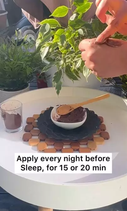 Trik memudarkan mata panda tanpa eye cream hanya pakai 1 bahan minuman Berbagai sumber Trik memudarkan mata panda tanpa eye cream hanya pakai 1 bahan minuman Berbagai sumber