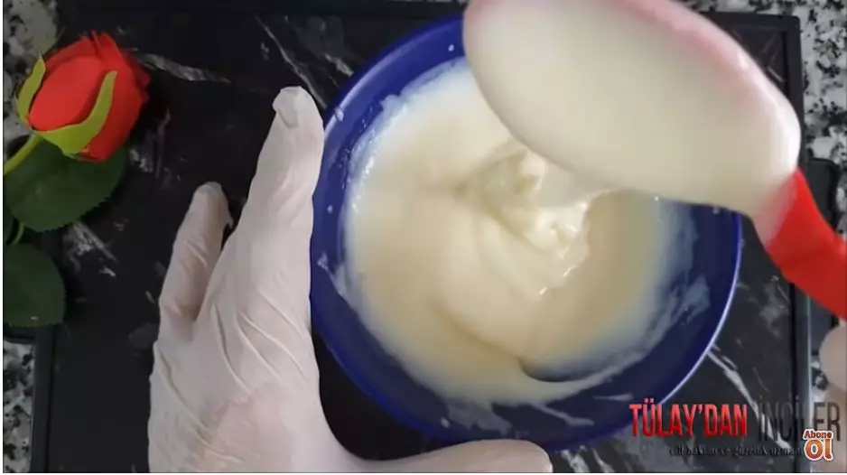 Trik samarkan flek hitam hanya pakai masker berbagai sumber Trik samarkan flek hitam hanya pakai masker berbagai sumber