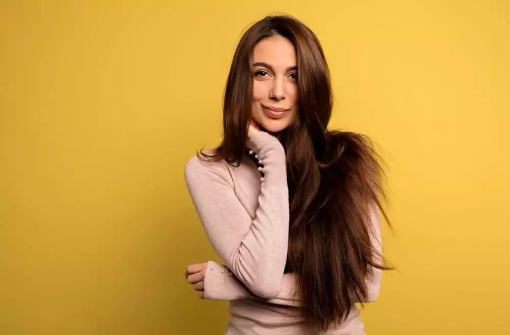 9 rekomendasi warna rambut agar wajah tampak lebih cerah © freepik 9 rekomendasi warna rambut agar wajah tampak lebih cerah © freepik