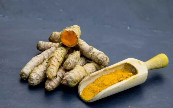 Bahan alami bantu atasi hiperpigmentasi Istimewa