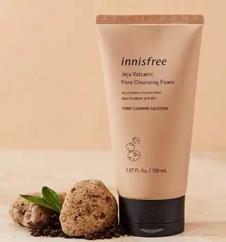 Rekomendasi facial wash untuk kulit kombinasi © 2023 brilio.net