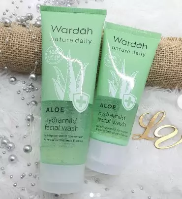 Rekomendasi facial wash untuk kulit kombinasi © 2023 brilio.net