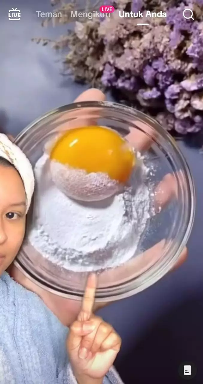 trik bikin masker brightening pakai 3 bahan dapur © 2023 brilio.net trik bikin masker brightening pakai 3 bahan dapur © 2023 brilio.net