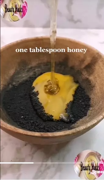 Trik pudarkan flek hitam akibat sinar matahari berbagai sumber Trik pudarkan flek hitam akibat sinar matahari berbagai sumber