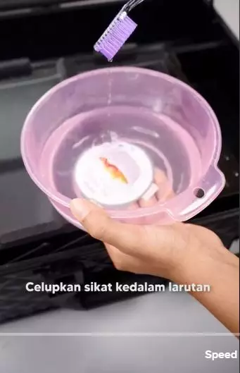 trik atasi makeup case yang kotor berbagai sumber  trik atasi makeup case yang kotor berbagai sumber