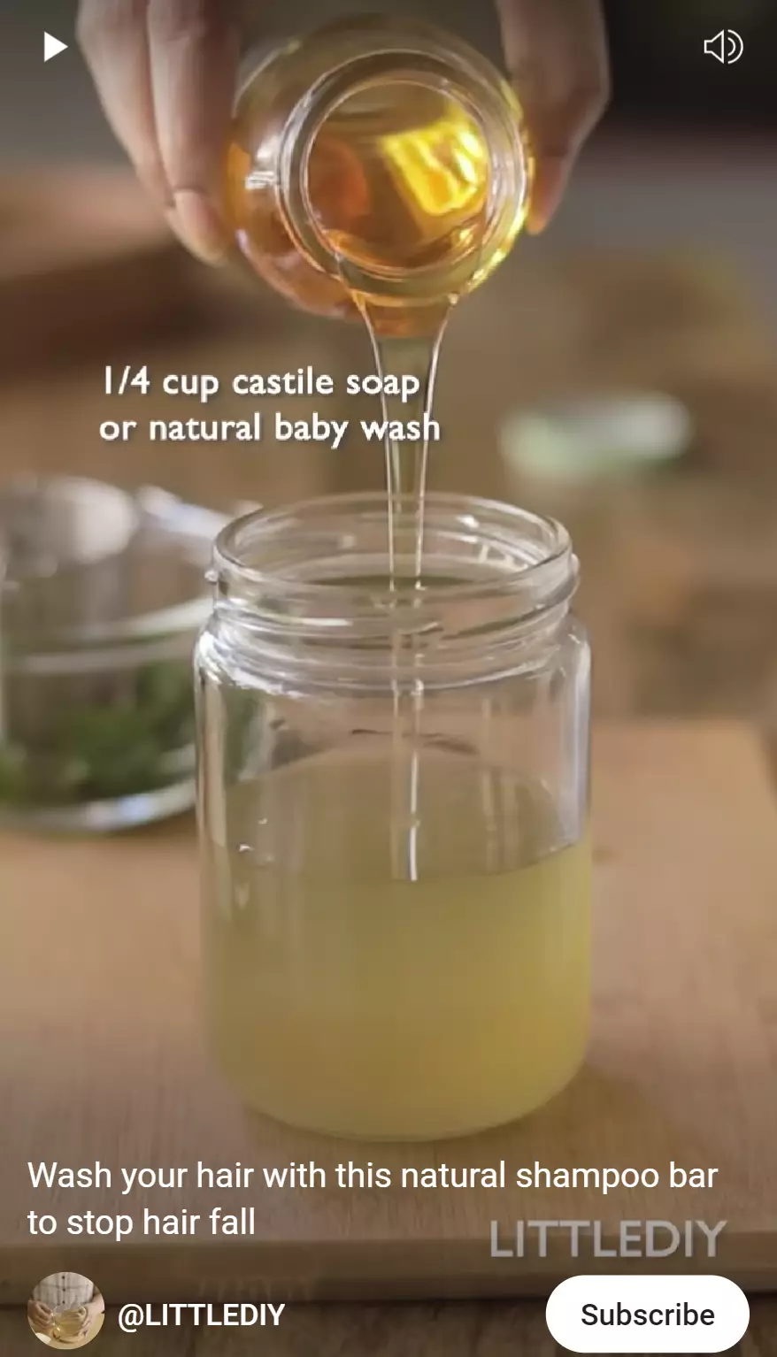 Trik cegah rambut tipis akibat kerontokan © 2023 brilio.net Trik cegah rambut tipis akibat kerontokan © 2023 brilio.net