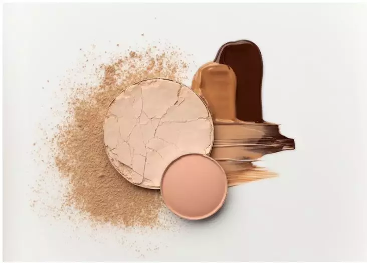  trik makeup bold ala Dewi Yull ini cuma modal Rp 11 ribu berbagai sumber