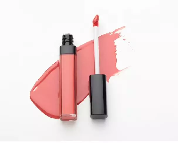  trik makeup bold ala Dewi Yull ini cuma modal Rp 11 ribu berbagai sumber