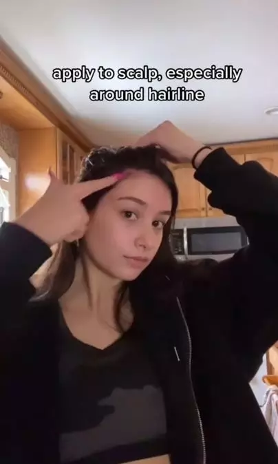 Cara menebalkan rambut tipis di sekitar dahi cuma pakai 2 jenis minyak Berbagai sumber