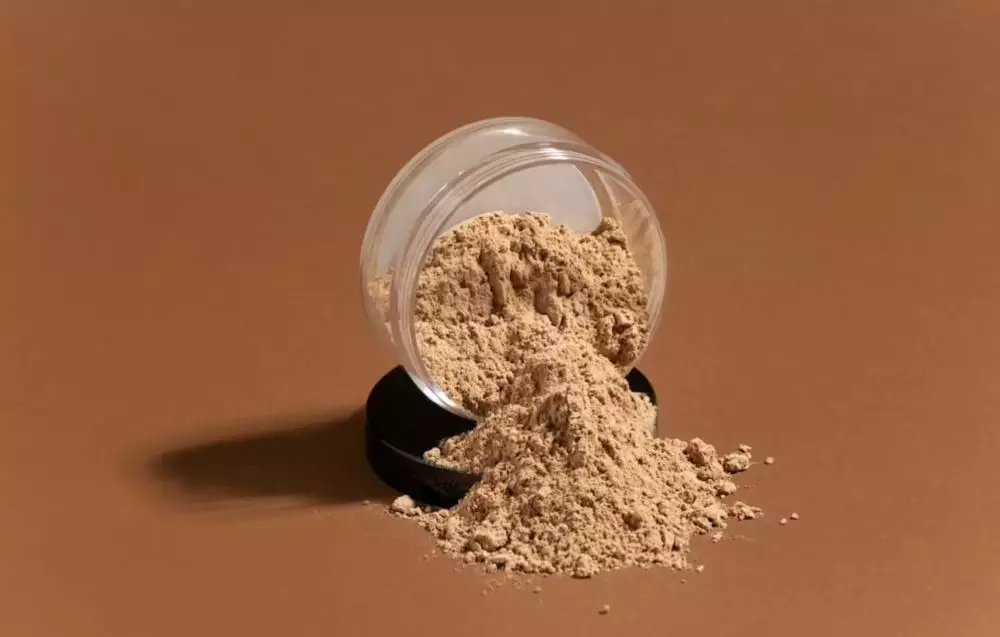 langkah makeup natural ala Korea © 2023 brilio.net