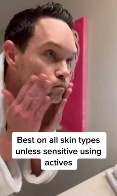 Trik eksfoliasi wajah kusam pria pakai 1 bahan makanan Berbagai sumber