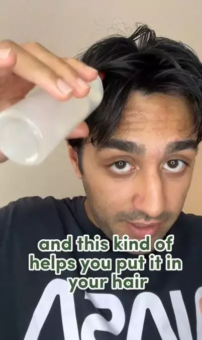 Trik menumbuhkan rambut pria pakai masker dari 2 jenis minyak Berbagai sumber Trik menumbuhkan rambut pria pakai masker dari 2 jenis minyak Berbagai sumber