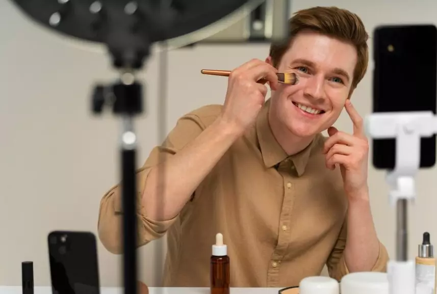 langkah makeup natural untuk pria © berbagai sumber