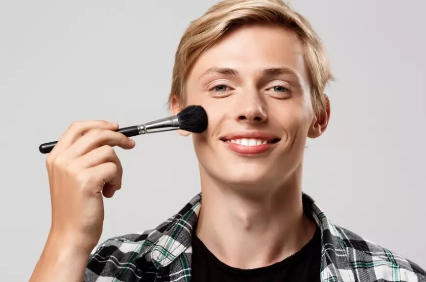 langkah makeup natural untuk pria © berbagai sumber