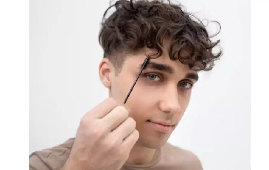 langkah makeup natural untuk pria © berbagai sumber