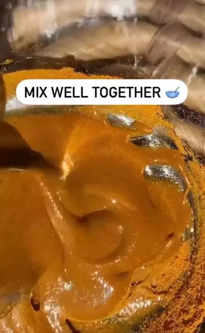 Cara memudarkan pigmentasi pada wajah pakai masker dari 2 jenis rempah Berbagai sumber