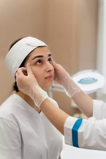 perawatan kulit ala Fitri Carlina di usia 36 tahun berbagai sumber