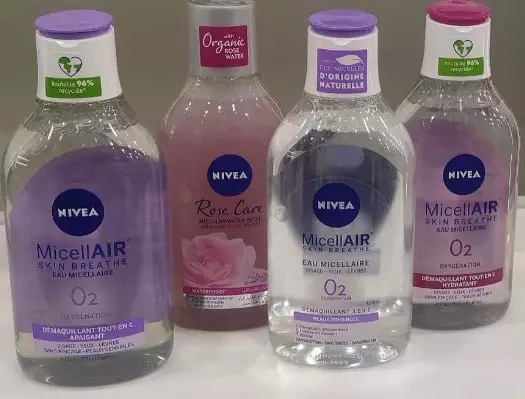 Rekomendasi micellar water untuk kulit kombinasi © 2023 berbagai sumber Rekomendasi micellar water untuk kulit kombinasi © 2023 berbagai sumber