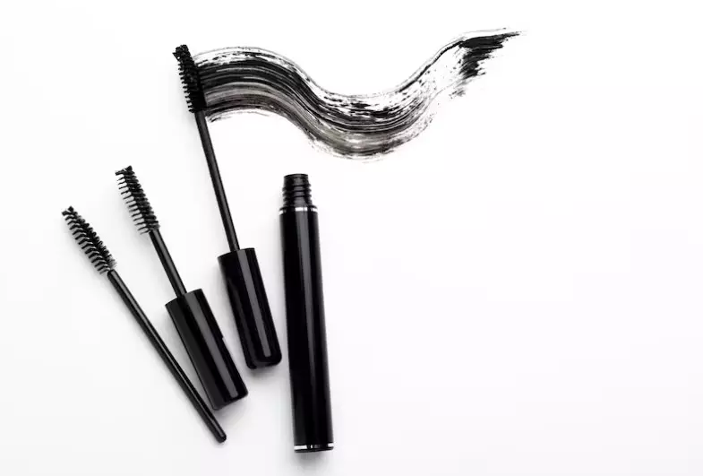 perlengkapan makeup yang wajib dimiliki pemula Istimewa