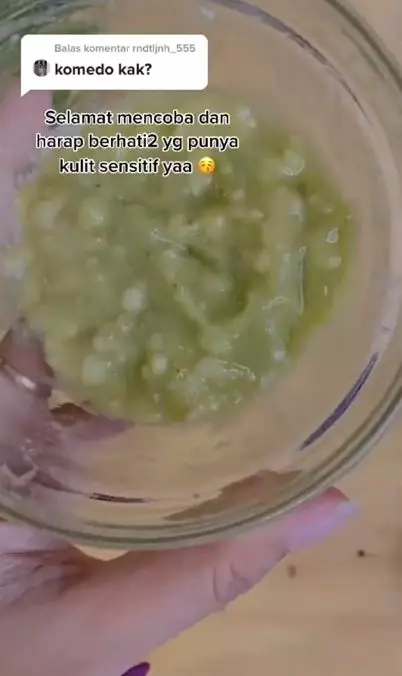 Trik menghilangkan komedo pakai masker dari 1 jenis daun Berbagai sumber