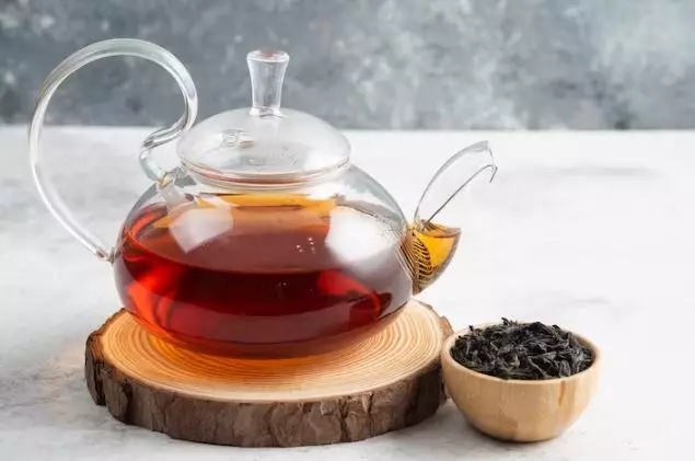 Cara menghitamkan uban sekaligus atasi rontok pakai 1 bahan minuman Berbagai sumber