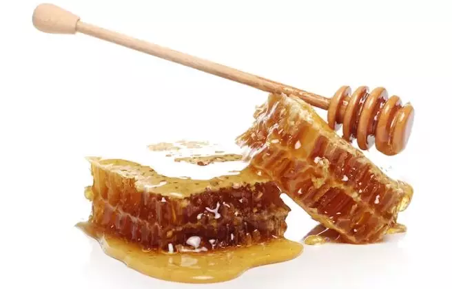 Cara mengatasi jerawat batu membandel pakai 1 bahan pemanis Berbagai sumber