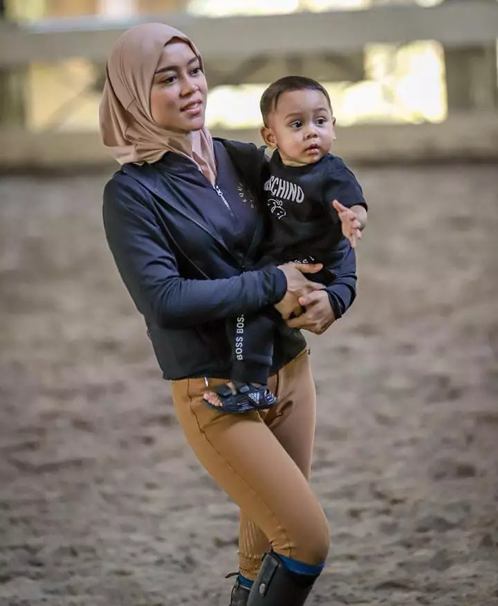 Potret tanpa makeup 9 pedangdut koplo saat momong anak © 2023 brilio.net