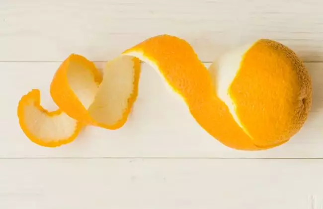 Cara atasi garis halus pada wajah pakai face oil dari 1 jenis kulit buah Berbagai sumber Cara atasi garis halus pada wajah pakai face oil dari 1 jenis kulit buah Berbagai sumber