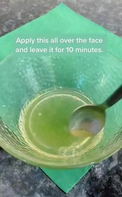 Trik pudarkan flek hitam agar wajah kembali mulus pakai masker dari 1 jenis buah Berbagai sumber