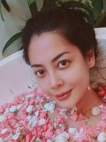 Lulu Tobing tanpa makeup © Instagram Lulu Tobing tanpa makeup © Instagram