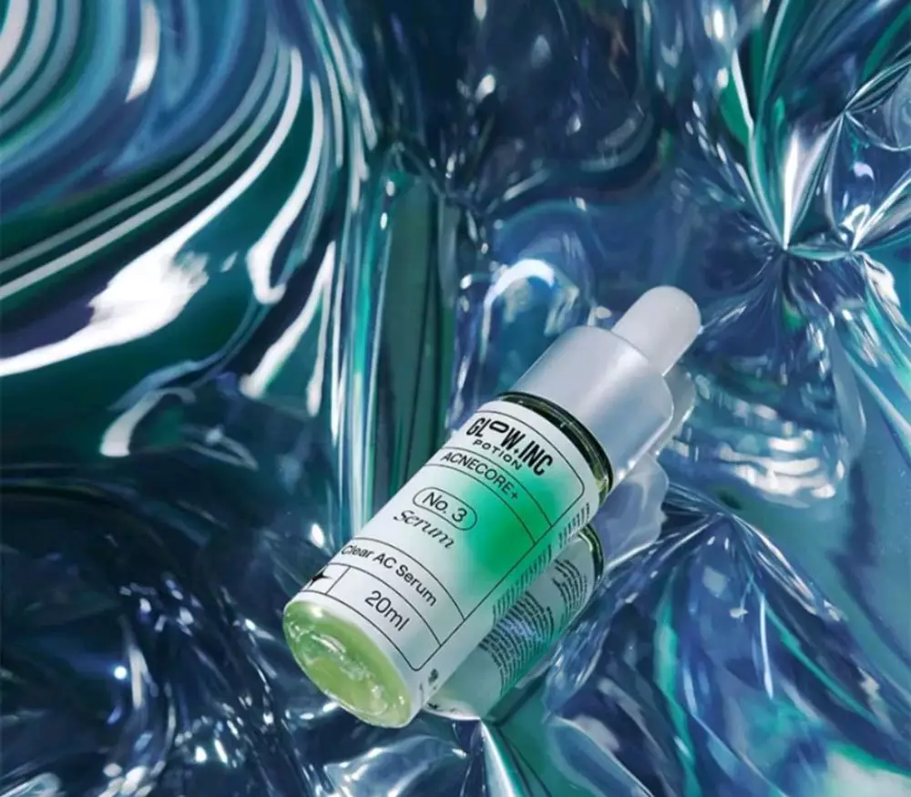 9 rekomendasi serum lokal atasi jerawat © Shopee