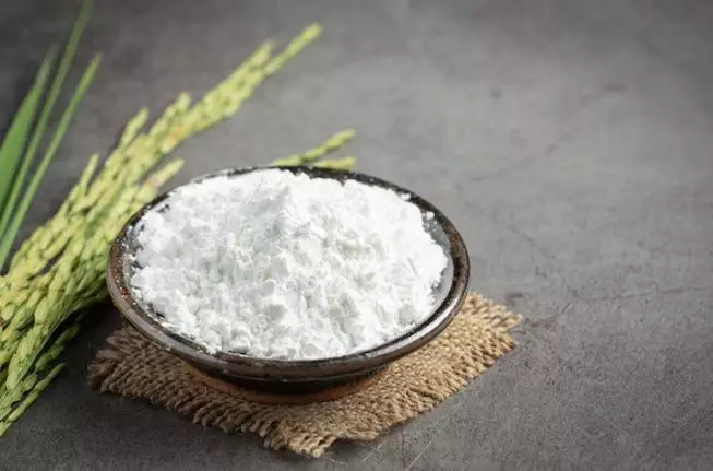 Cara mengatasi bintik hitam akibat pigmentasi pakai masker dari 3 bahan alami Berbagai sumber