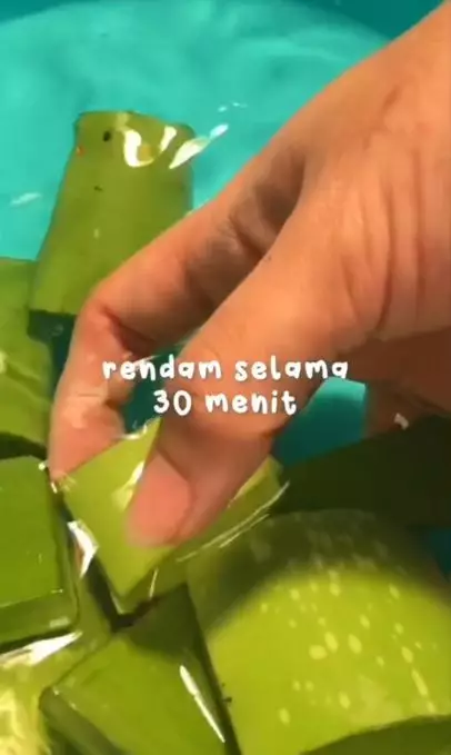 Trik memperbaiki rambut rusak akibat styling pakai 1 bahan alami Berbagai sumber Trik memperbaiki rambut rusak akibat styling pakai 1 bahan alami Berbagai sumber
