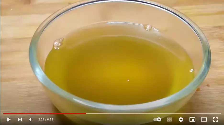 Trik atasi kebotakan di sekitar dahi pakai hair oil berbagai sumber