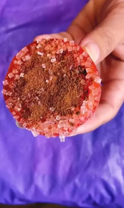 Trik hempaskan komedo hitam dan putih pakai scrub dari 1 jenis buah Berbagai sumber Trik hempaskan komedo hitam dan putih pakai scrub dari 1 jenis buah Berbagai sumber