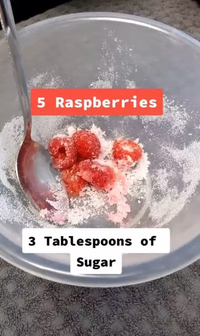 Trik menghaluskan tangan kering dan kasar pakai 1 jenis buah Berbagai sumber Trik menghaluskan tangan kering dan kasar pakai 1 jenis buah Berbagai sumber