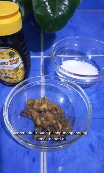 Cara mengatasi bibir pecah-pecah pakai 1 jenis kulit buah Berbagai sumber