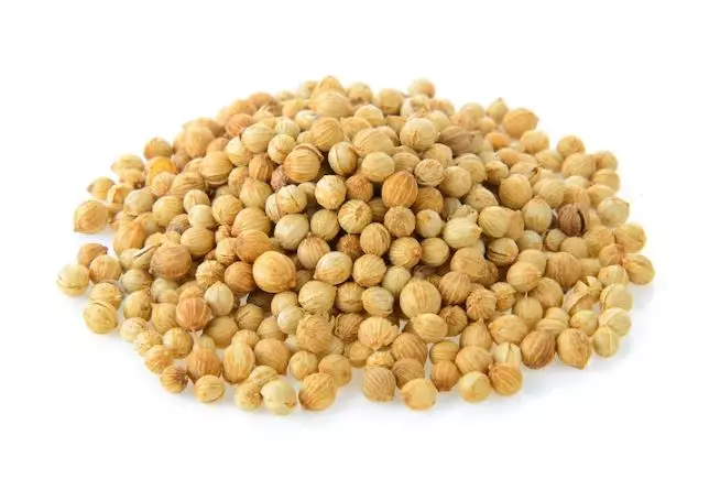 Cara hilangkan uban dan gatal akibat ketombe pakai 1 jenis rempah Berbagai sumber