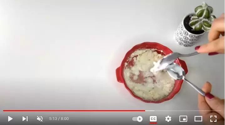 trik hilangkan bulu halus di wajah pakai krim waxing berbagai sumber