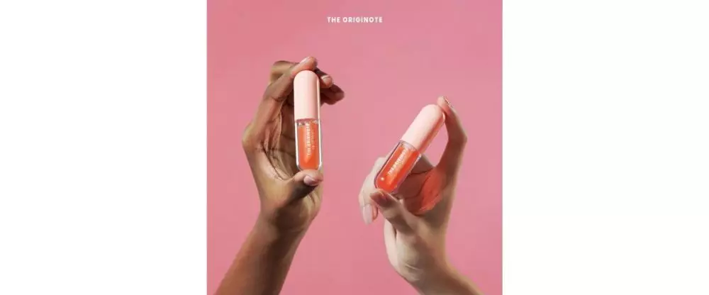 Rekomendasi lip oil lokal © 2023 berbagai sumber